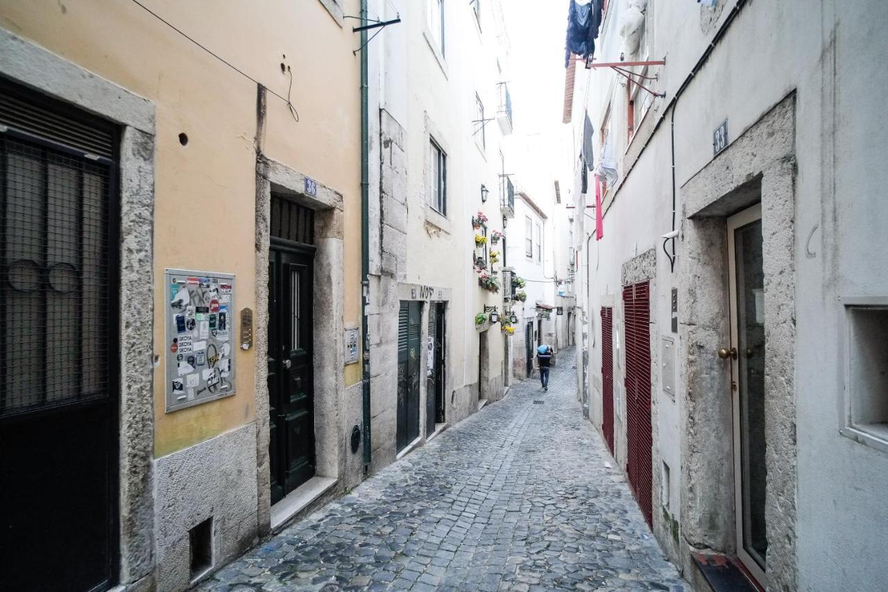 Lisbon Alfama S. Pedro Typical Apartment Exterior photo